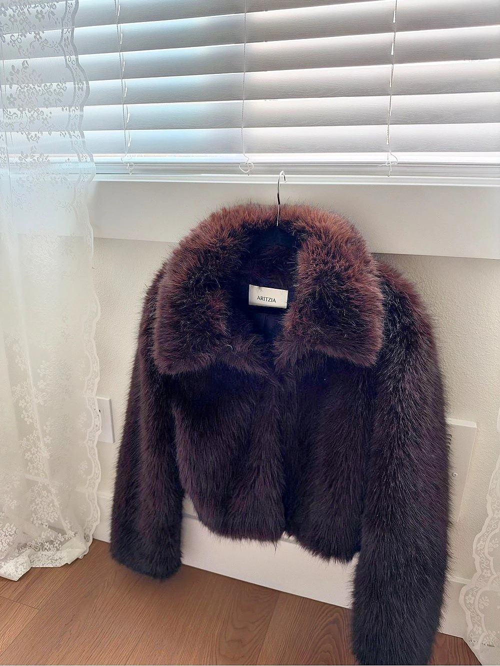 Aritzia Chamonix Coat - Arctic Faux Fur size medium